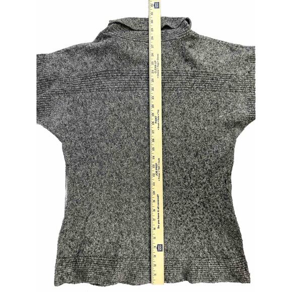 Columbia Womens Gray Short Sleeve Sweater size XL - Picture 7 of 8